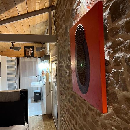 Galerie, Tumulus De La Hogue Hotell Fontenay-le-Marmion Eksteriør bilde