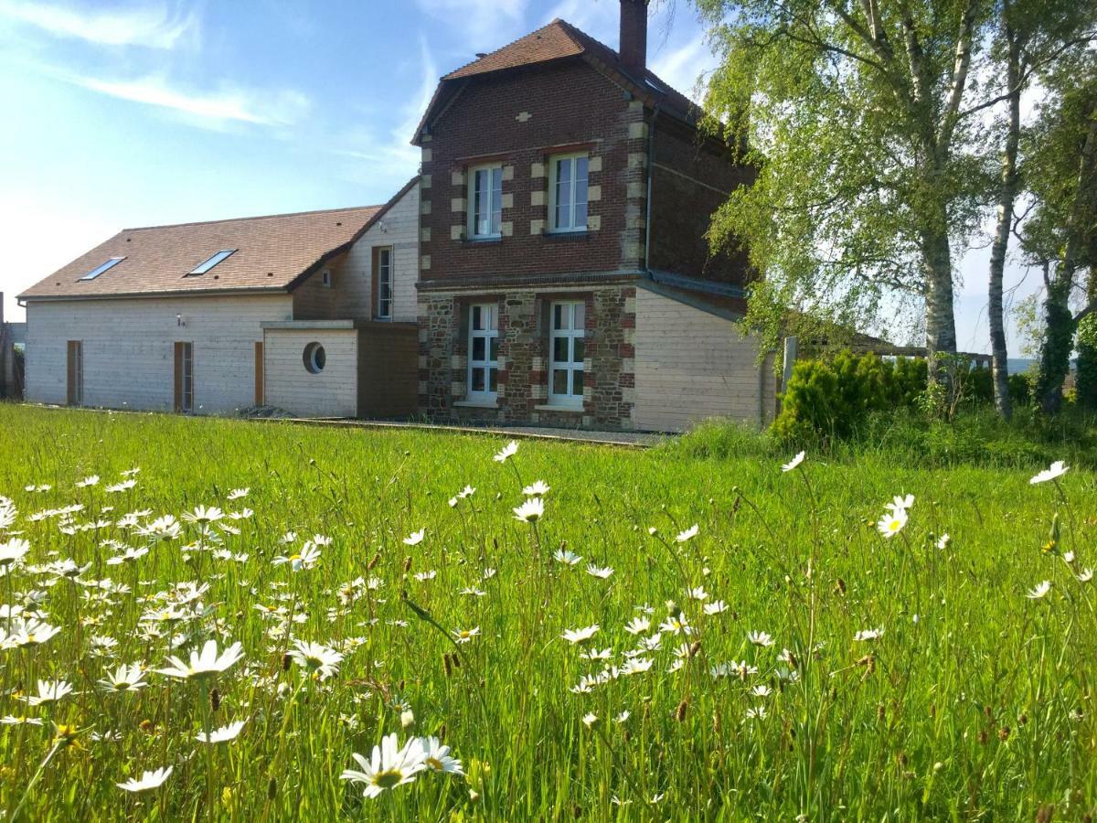 Galerie, Tumulus De La Hogue Hotell Fontenay-le-Marmion Eksteriør bilde