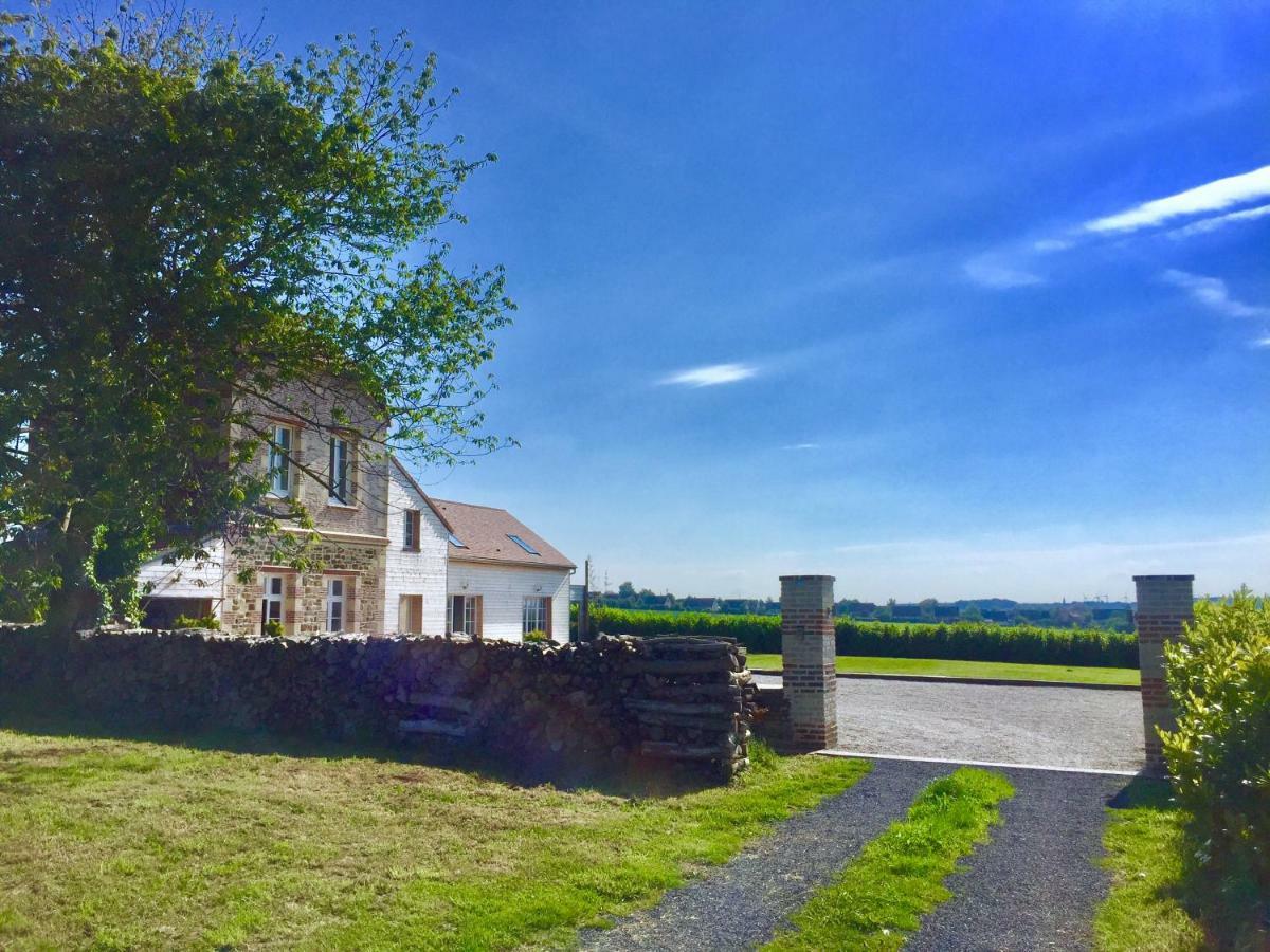 Galerie, Tumulus De La Hogue Hotell Fontenay-le-Marmion Eksteriør bilde