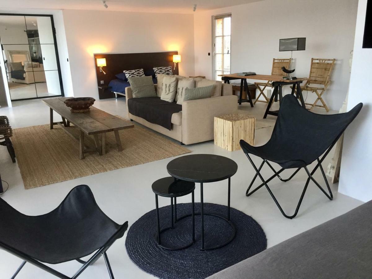Galerie, Tumulus De La Hogue Hotell Fontenay-le-Marmion Eksteriør bilde
