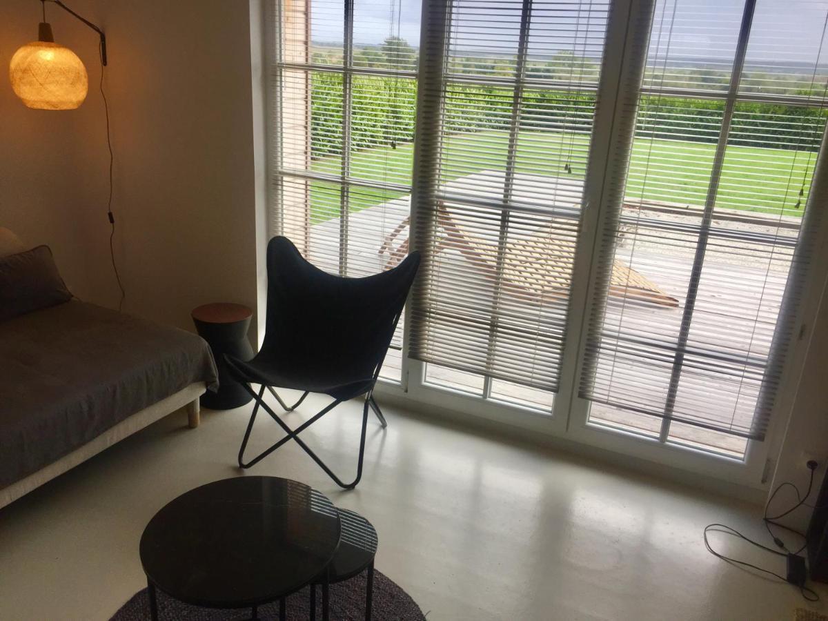 Galerie, Tumulus De La Hogue Hotell Fontenay-le-Marmion Eksteriør bilde
